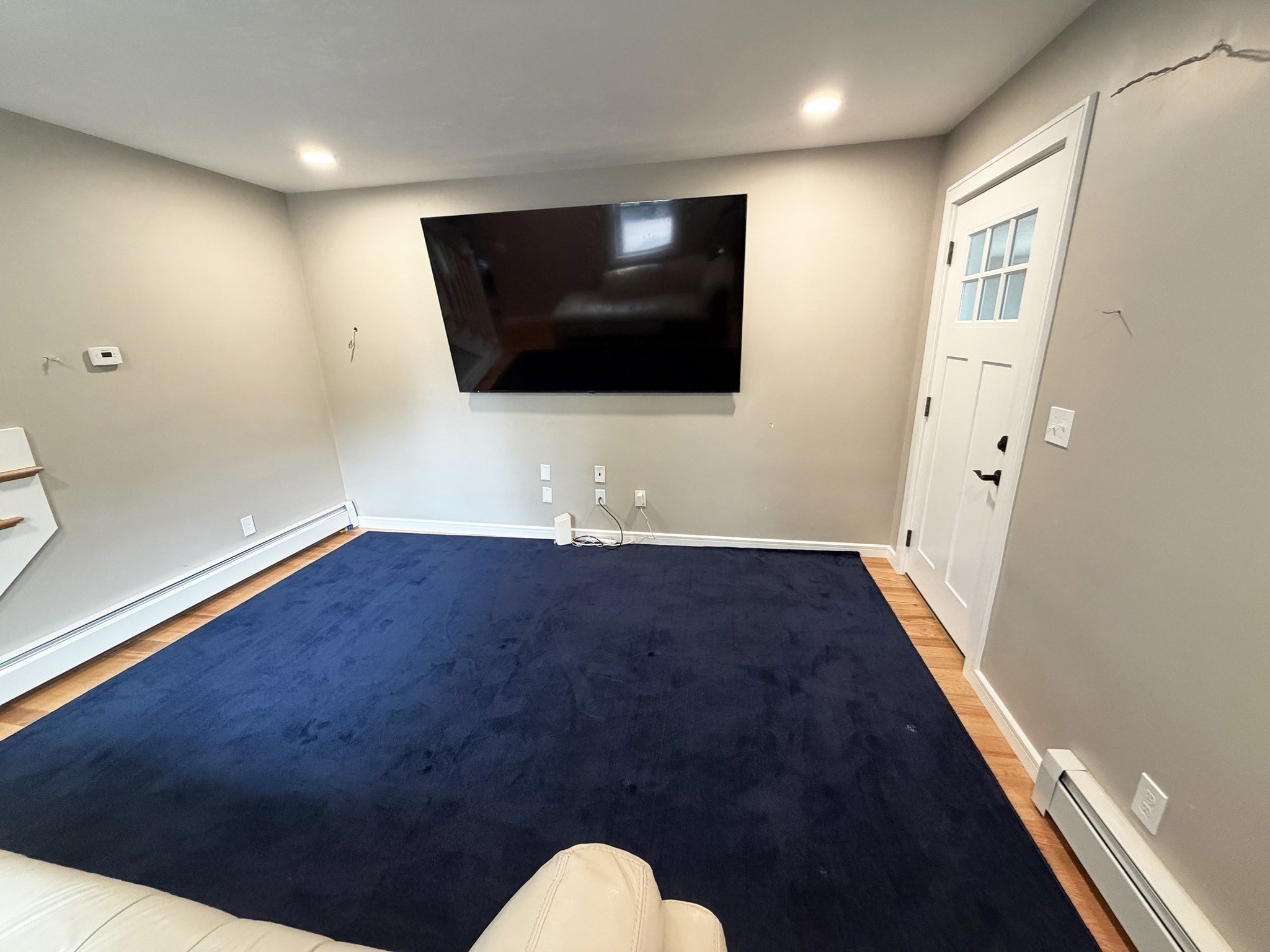 251 Conant St Property Photo 10