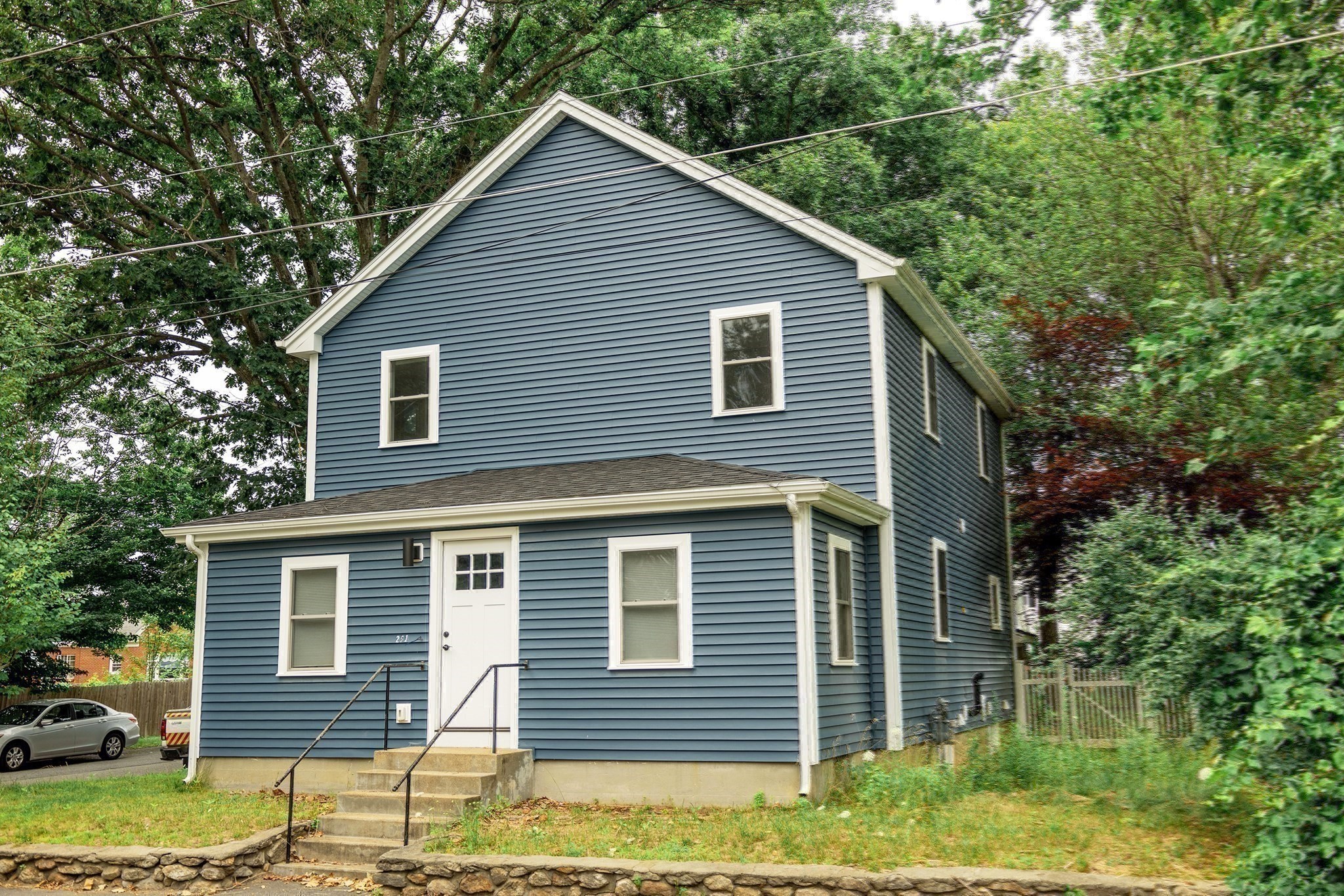 251 Conant St Property Photo 35