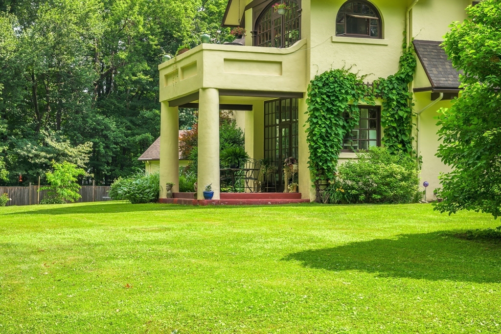1 And 5 Park Ave Property Photo 6