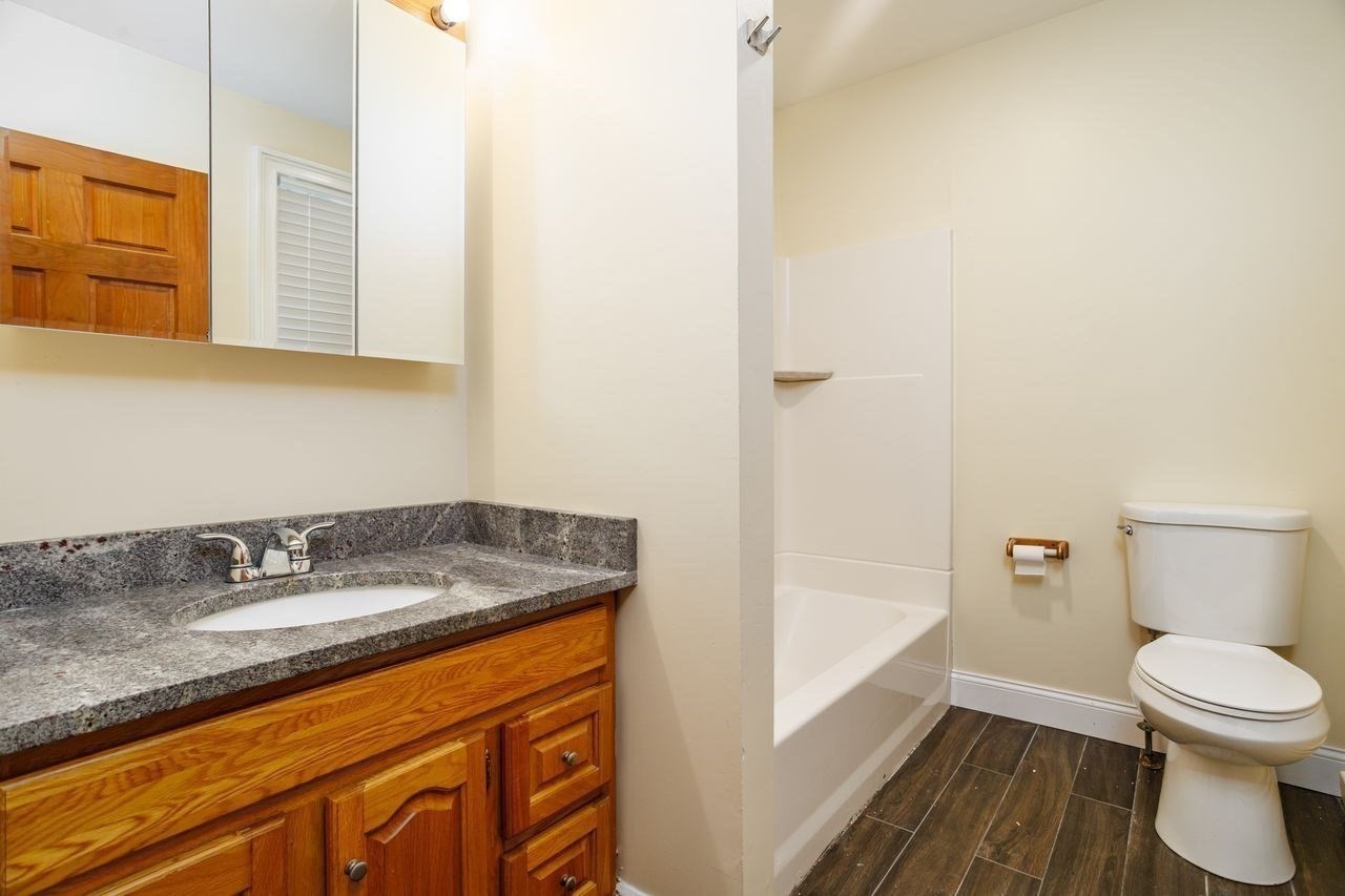 234 Main Property Photo 4