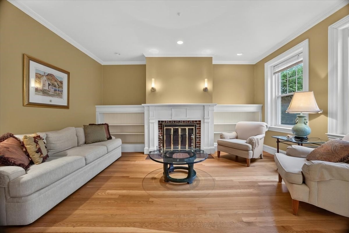 138 Sewall Ave # C Property Photo 9