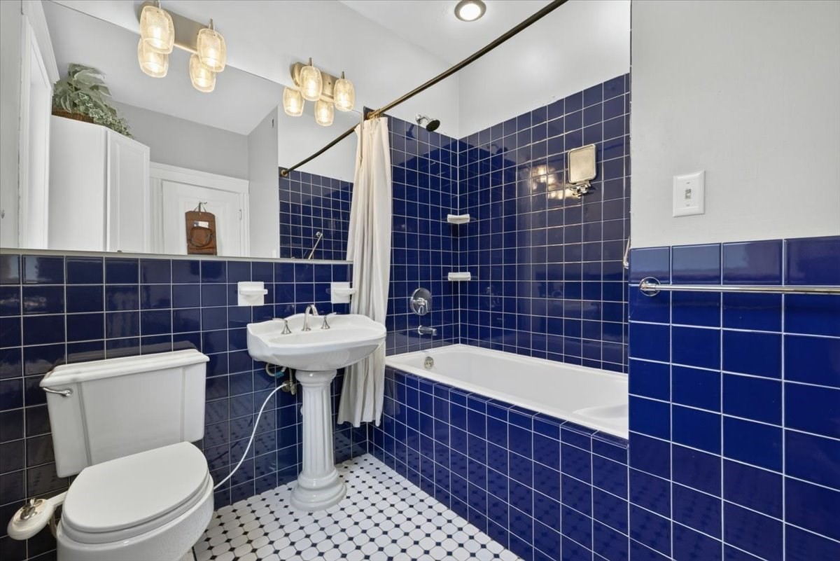 138 Sewall Ave # C Property Photo 33