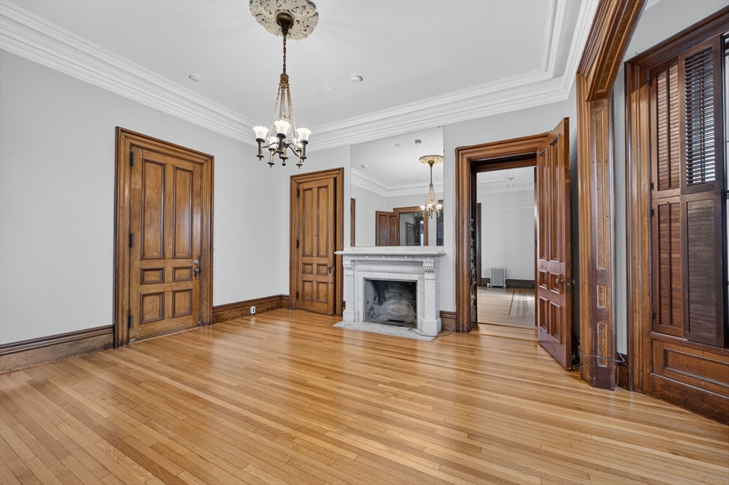 533 Locust St # 4 Property Photo 6