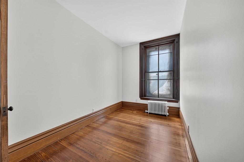 533 Locust St # 4 Property Photo 15