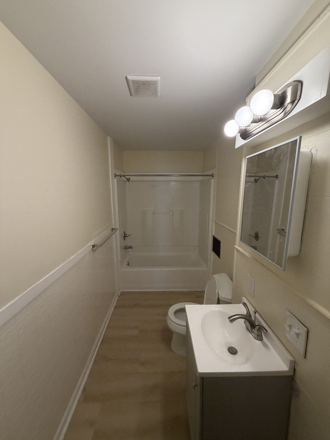 26-28 Devens St Property Photo 20