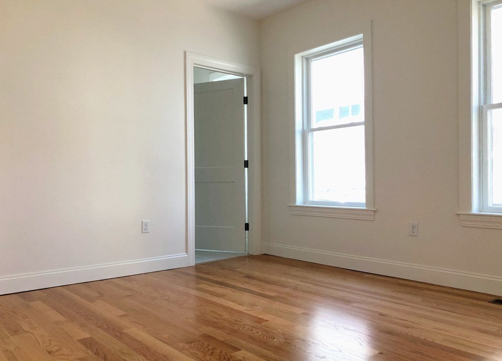 10-12 Wolcott Street # 1 Property Photo 10