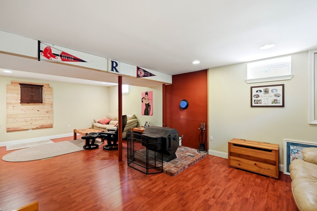 796 Federal St Property Photo 26