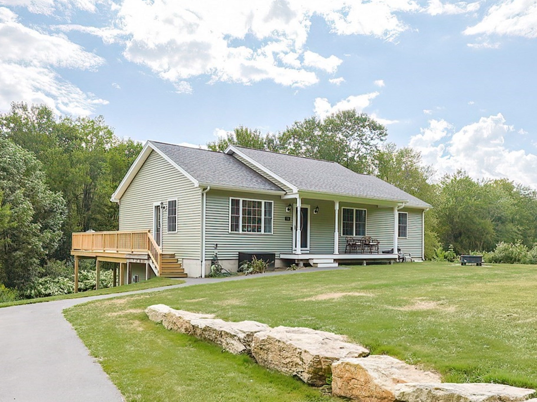 30 Town Farm Rd
