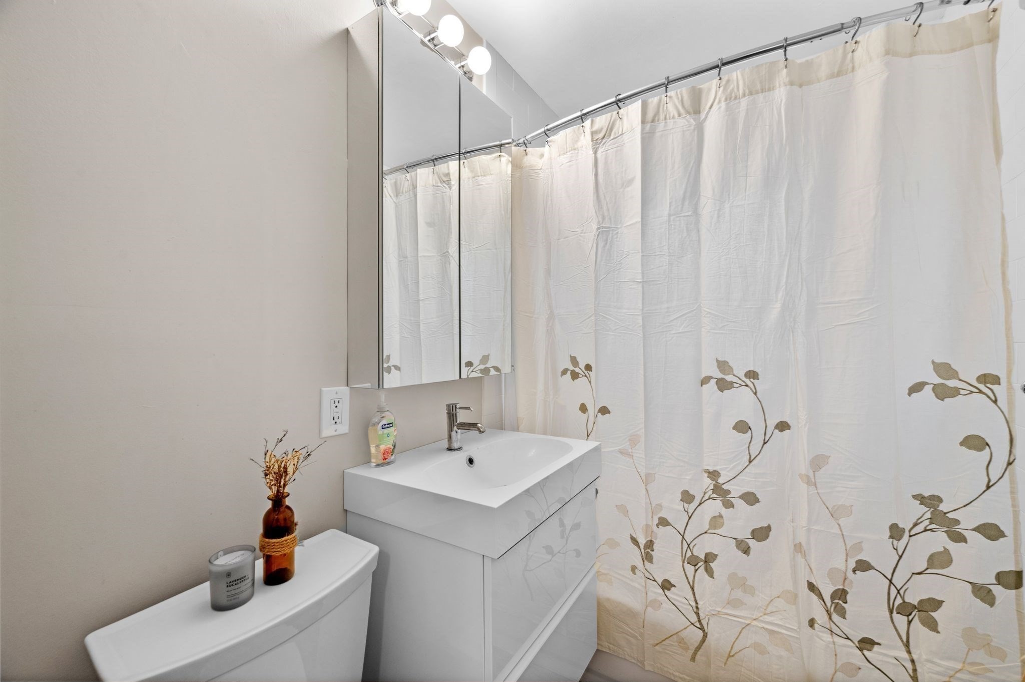 4 Robinwood Avenue # 6 Property Photo 16