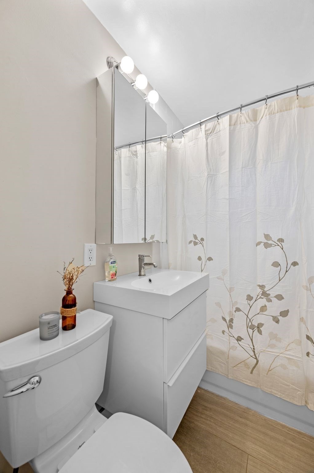 4 Robinwood Avenue # 6 Property Photo 17