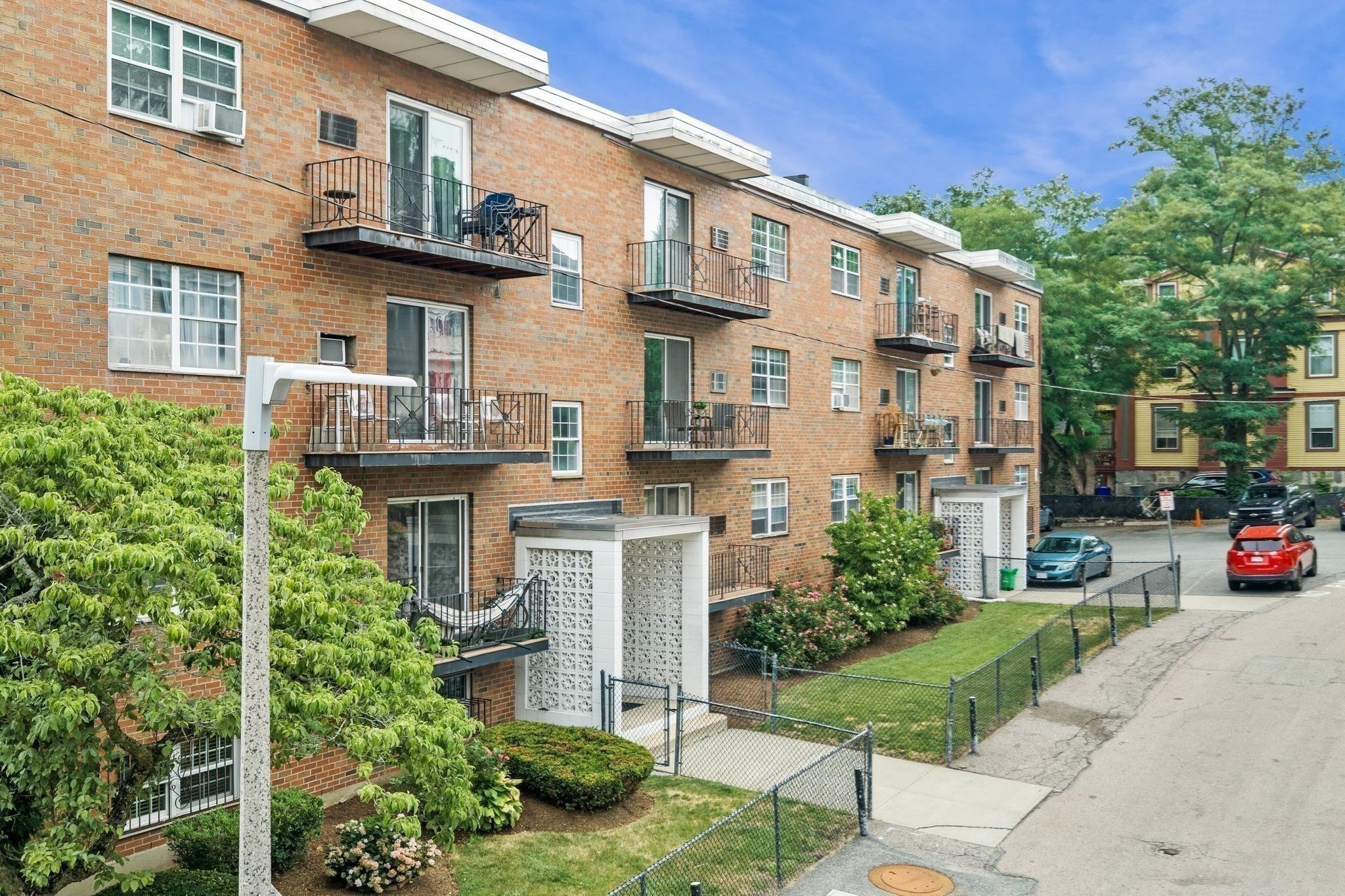 4 Robinwood Avenue # 6 Property Photo 29