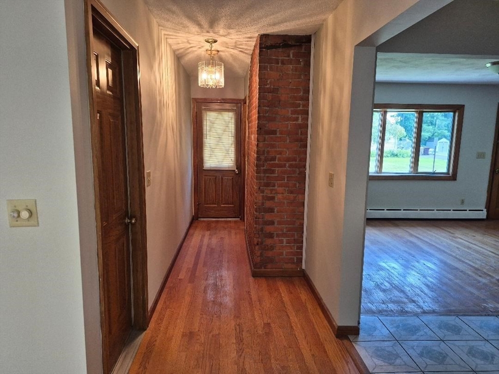 39 Higher St Property Photo 5