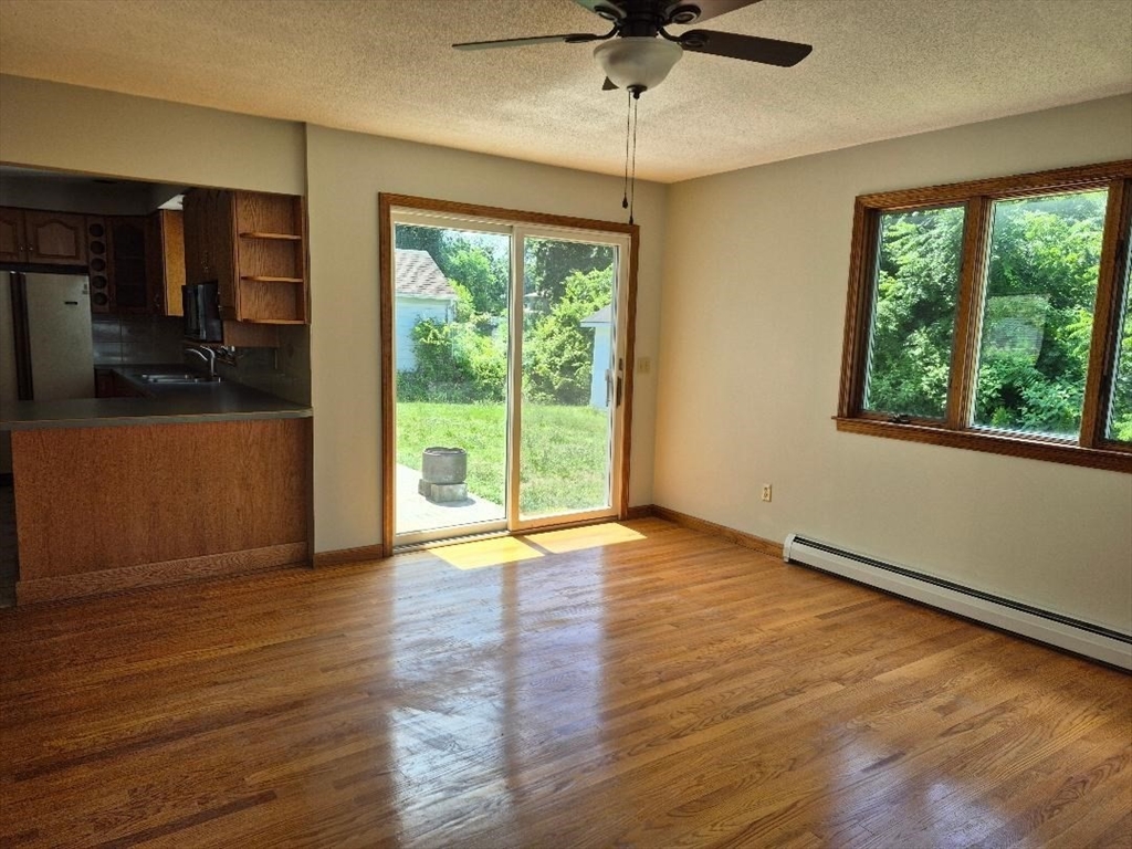 39 Higher St Property Photo 11