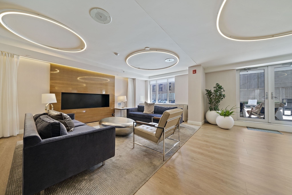 151 Tremont St # 23b Property Photo 10
