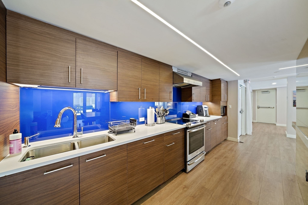 151 Tremont St # 23b Property Photo 13