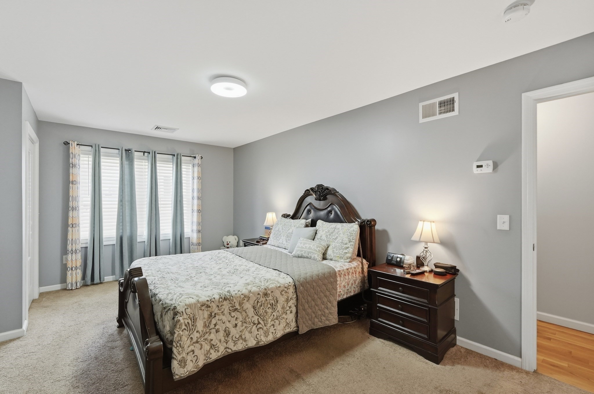 414 Bay Street Property Photo 14