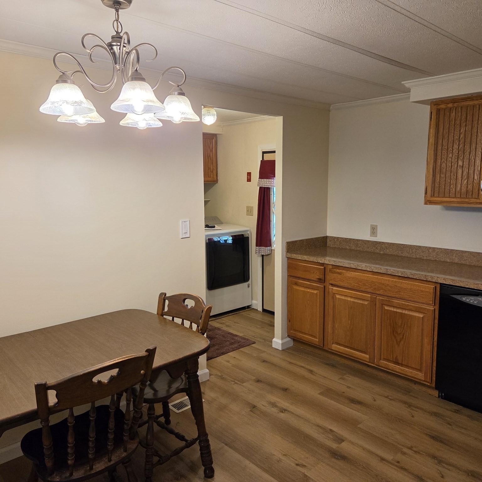 10 Clayton Drive Property Photo 3