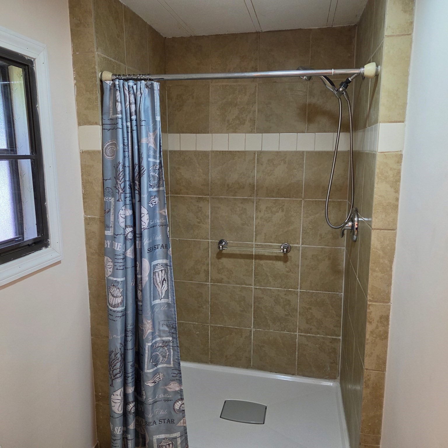 10 Clayton Drive Property Photo 7