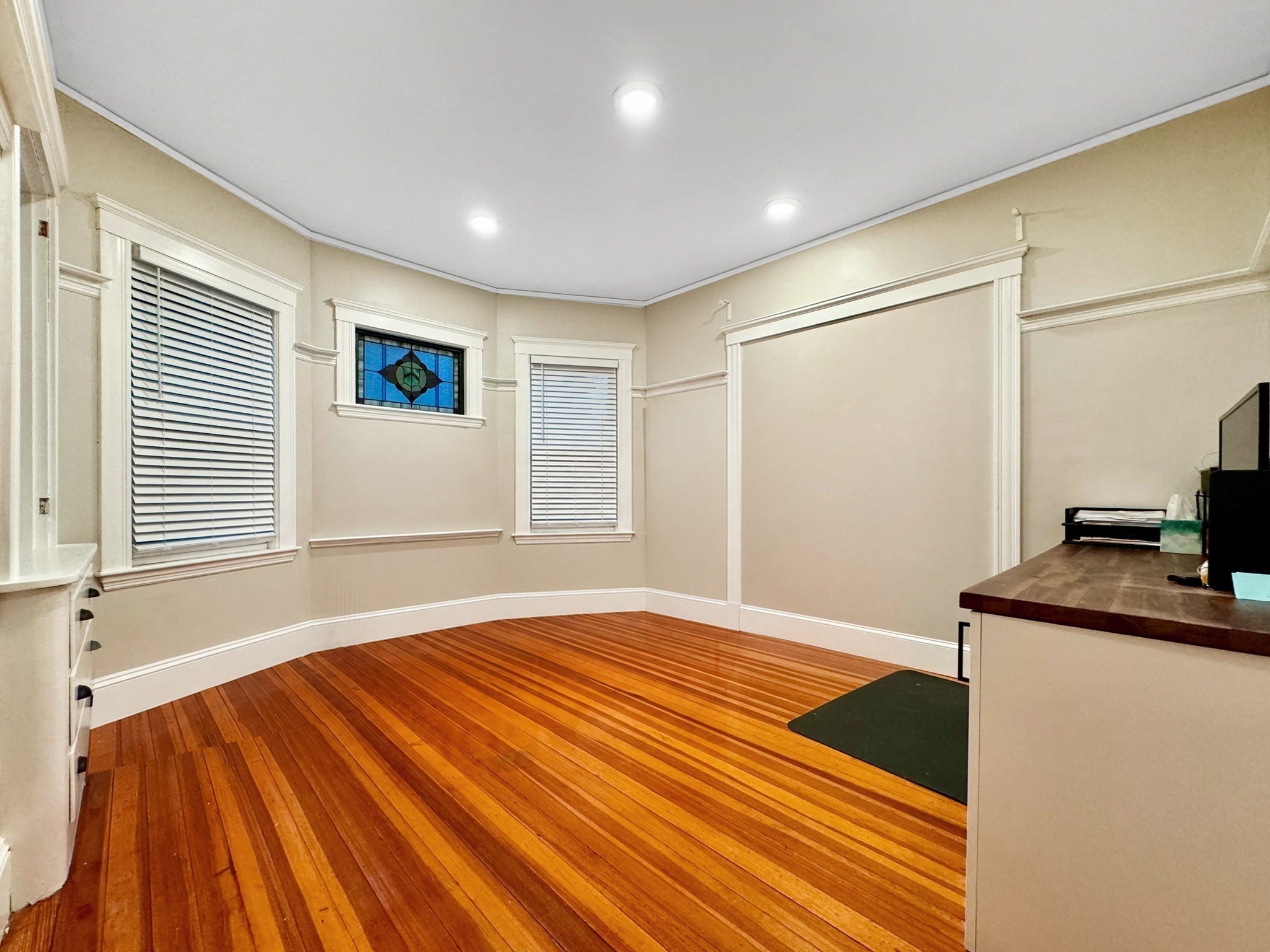 56 Dorset St # 1 Property Photo 8