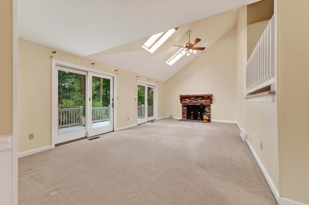 68 Trout Farm Ln Property Photo 5