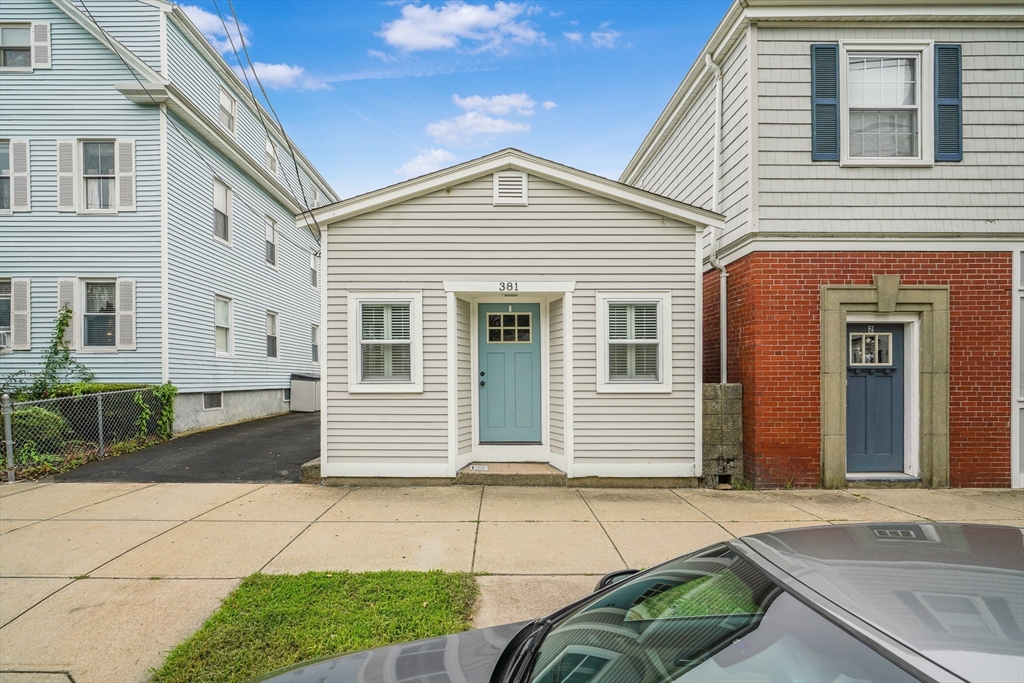 381 Wood St Property Photo 1