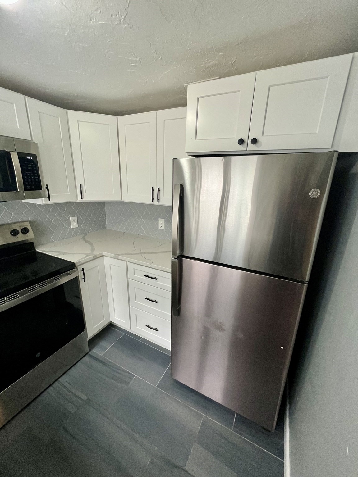 66 Main St # C Property Photo 8