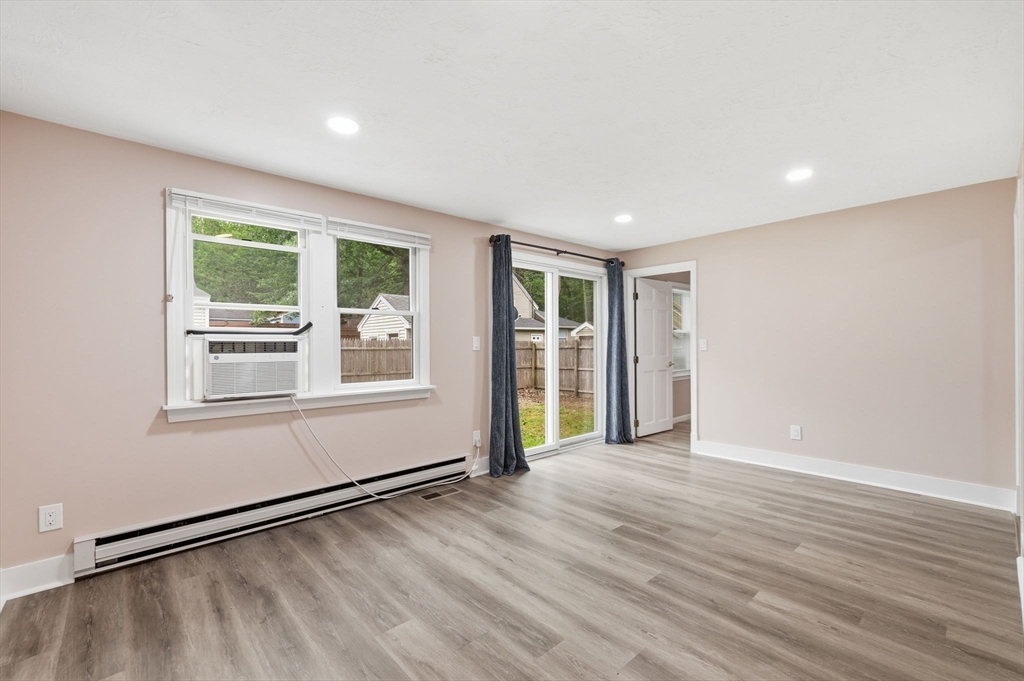 18 Fuller Ave Property Photo 12