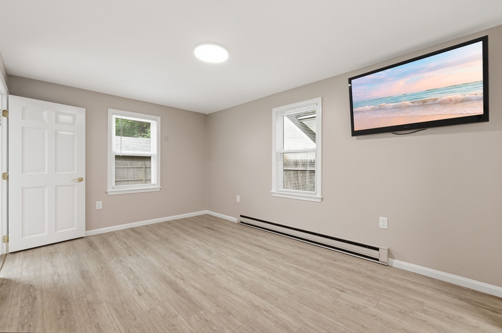 18 Fuller Ave Property Photo 16