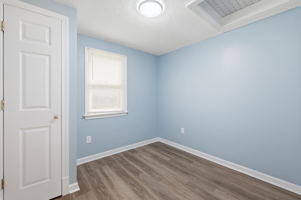 18 Fuller Ave Property Photo 21