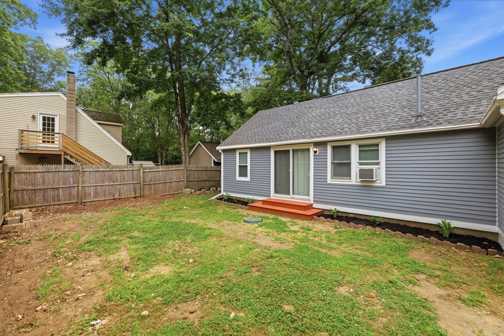 18 Fuller Ave Property Photo 35