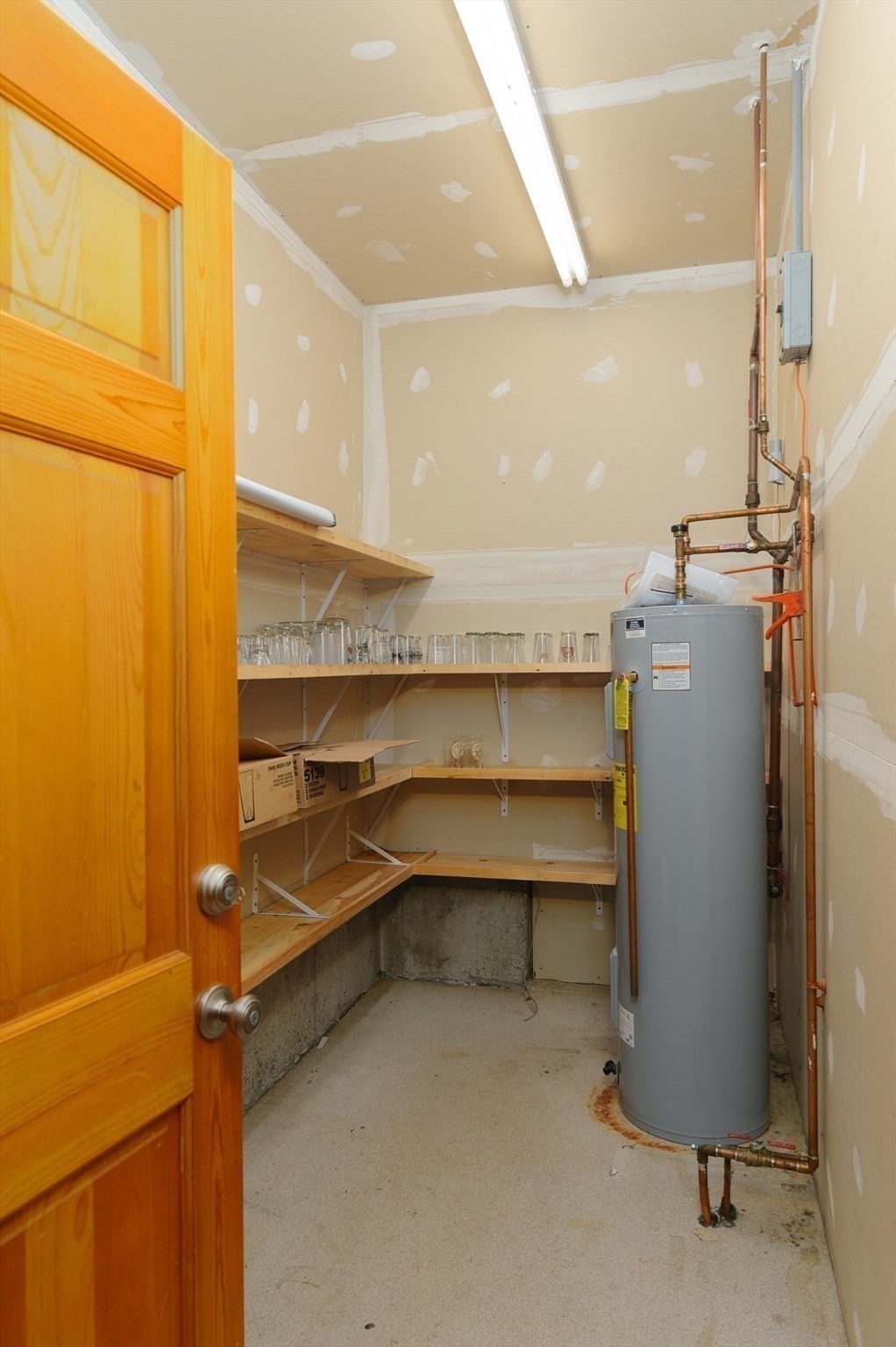 58 Aspen St Property Photo 33