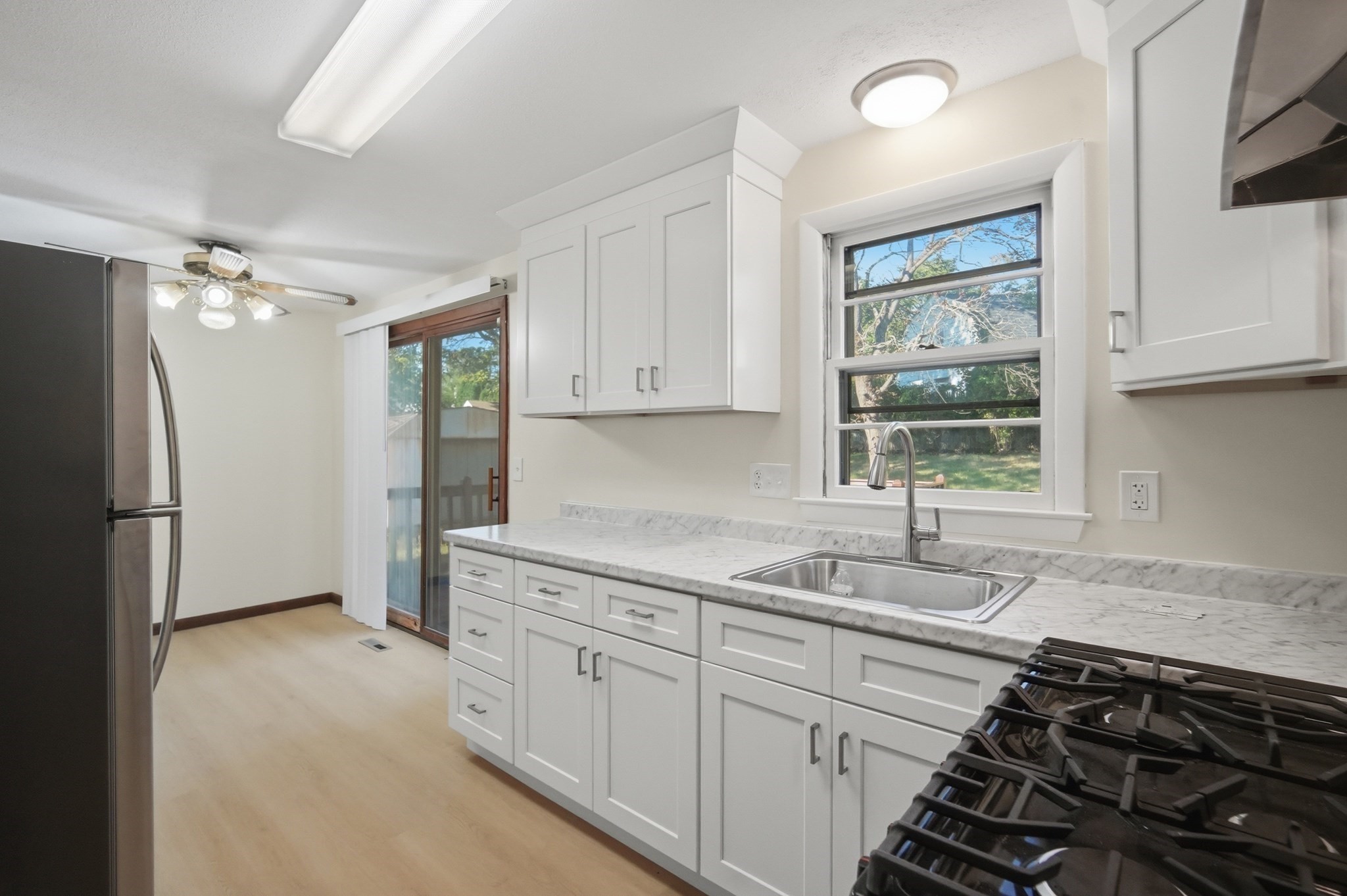 74 Leatherleaf Dr Property Photo 4