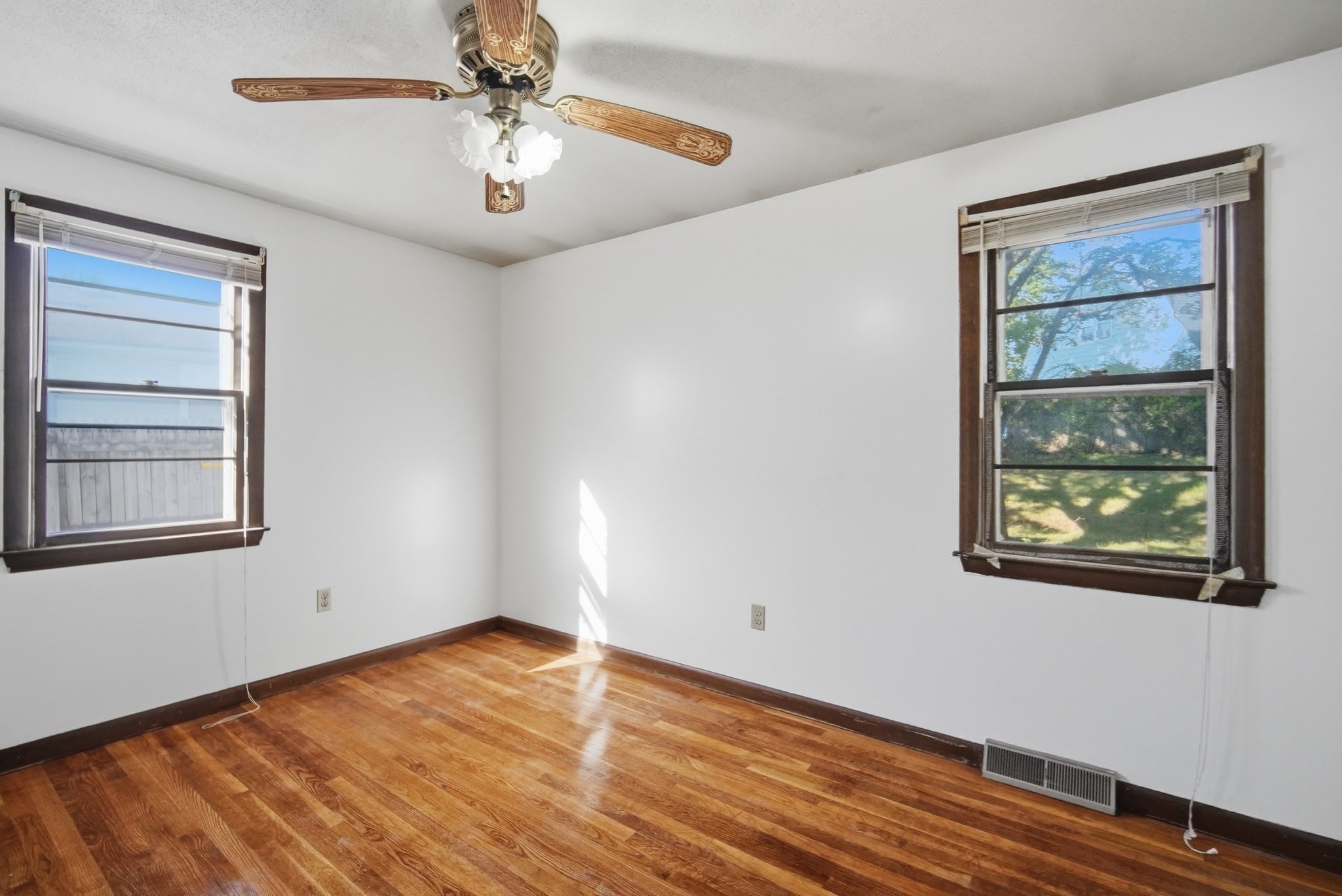 74 Leatherleaf Dr Property Photo 9