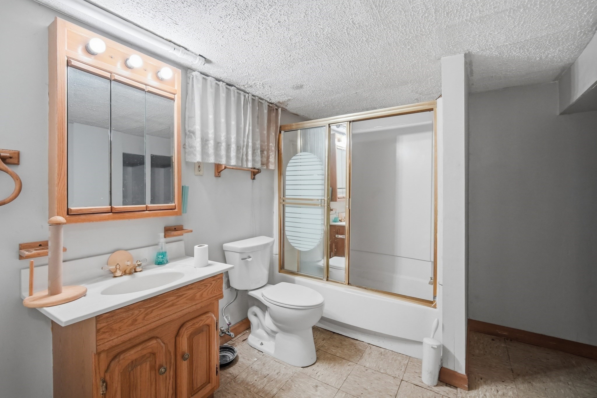 74 Leatherleaf Dr Property Photo 19