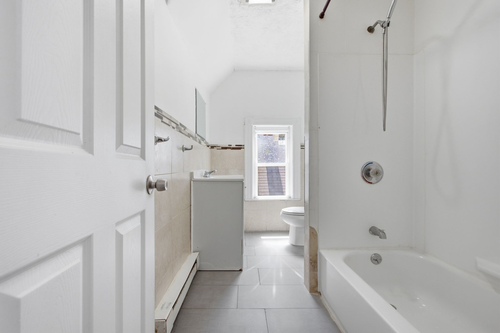 33 Greenbrier St. # 3 Property Photo 8