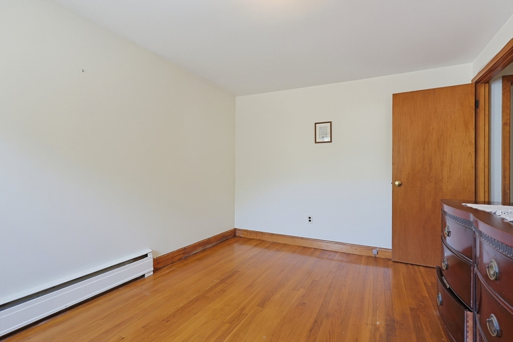 10 Meyer St Property Photo 21