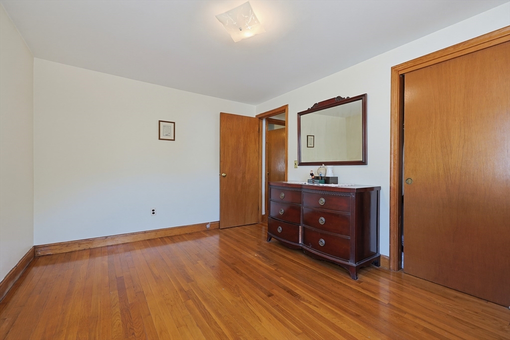 10 Meyer St Property Photo 24