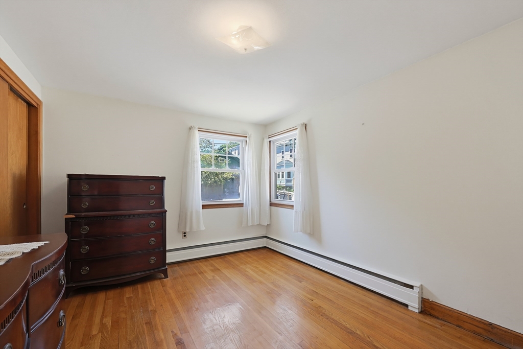 10 Meyer St Property Photo 26