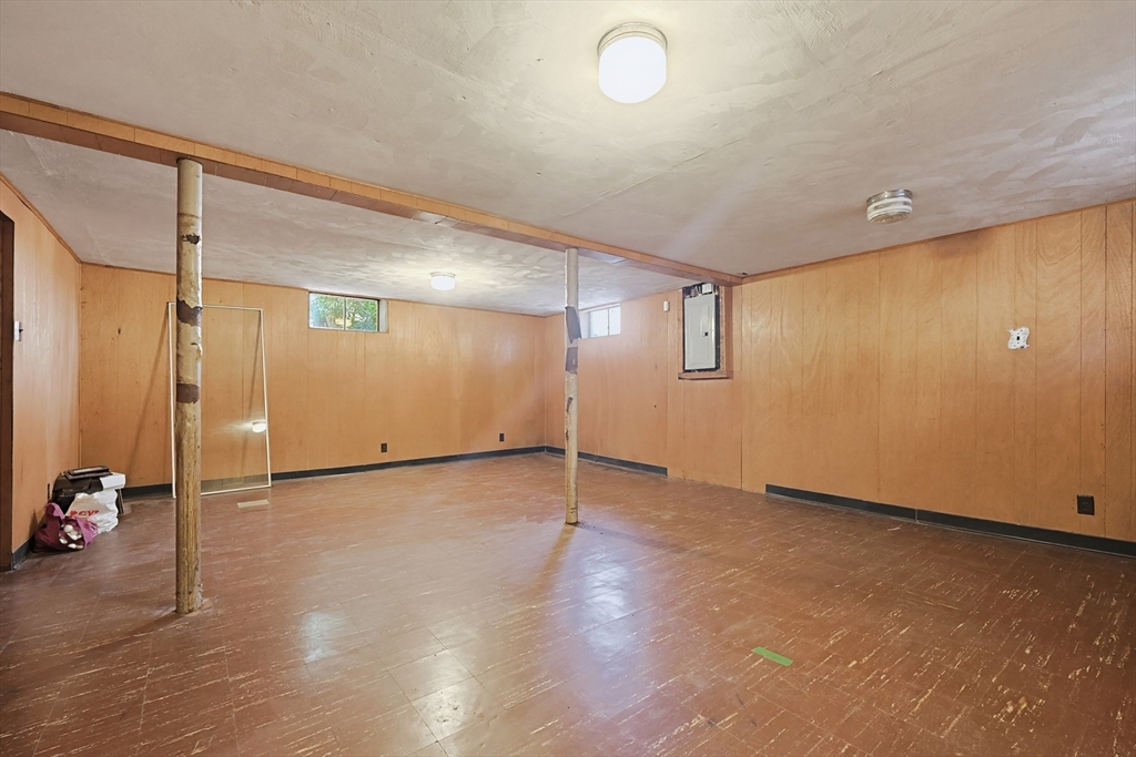 10 Meyer St Property Photo 34