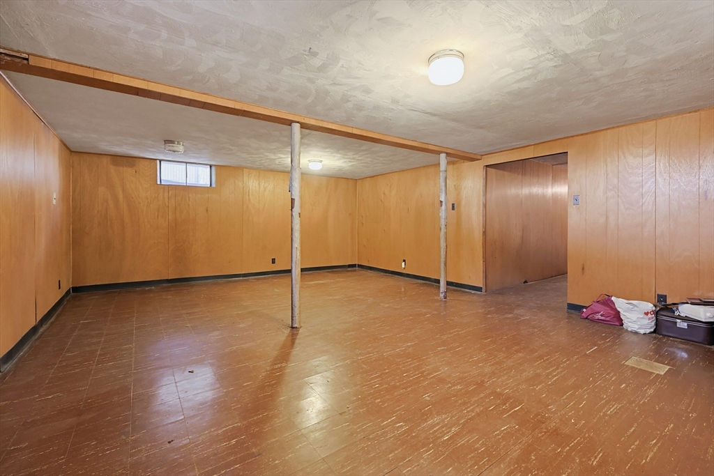 10 Meyer St Property Photo 36