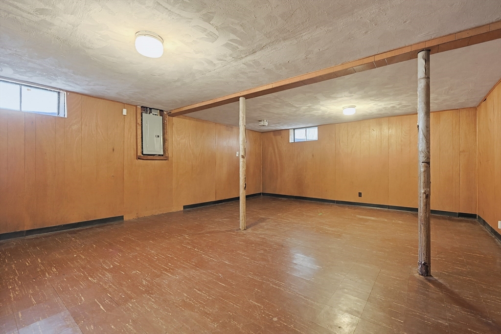 10 Meyer St Property Photo 37