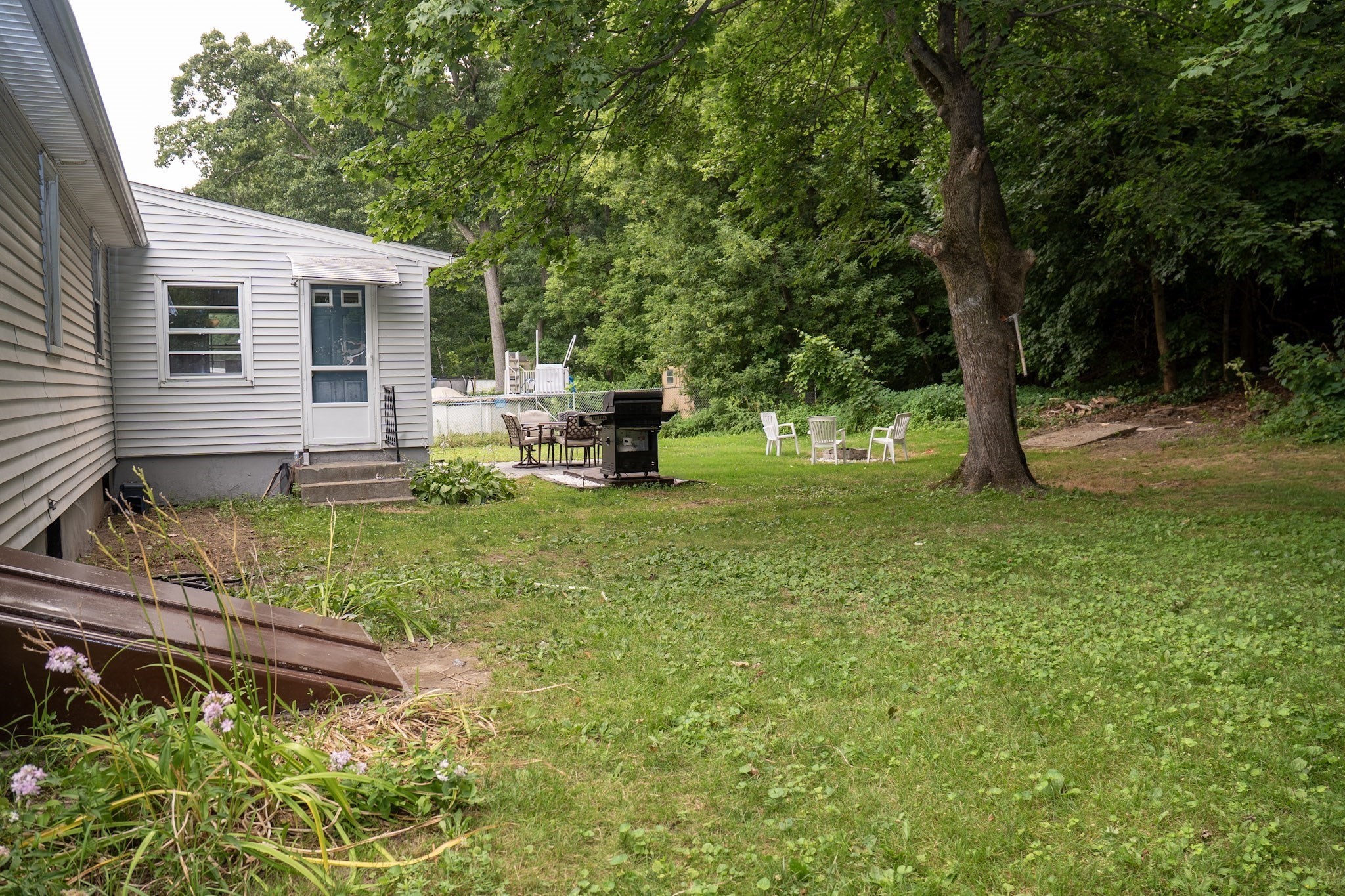 159 Roy Property Photo 11