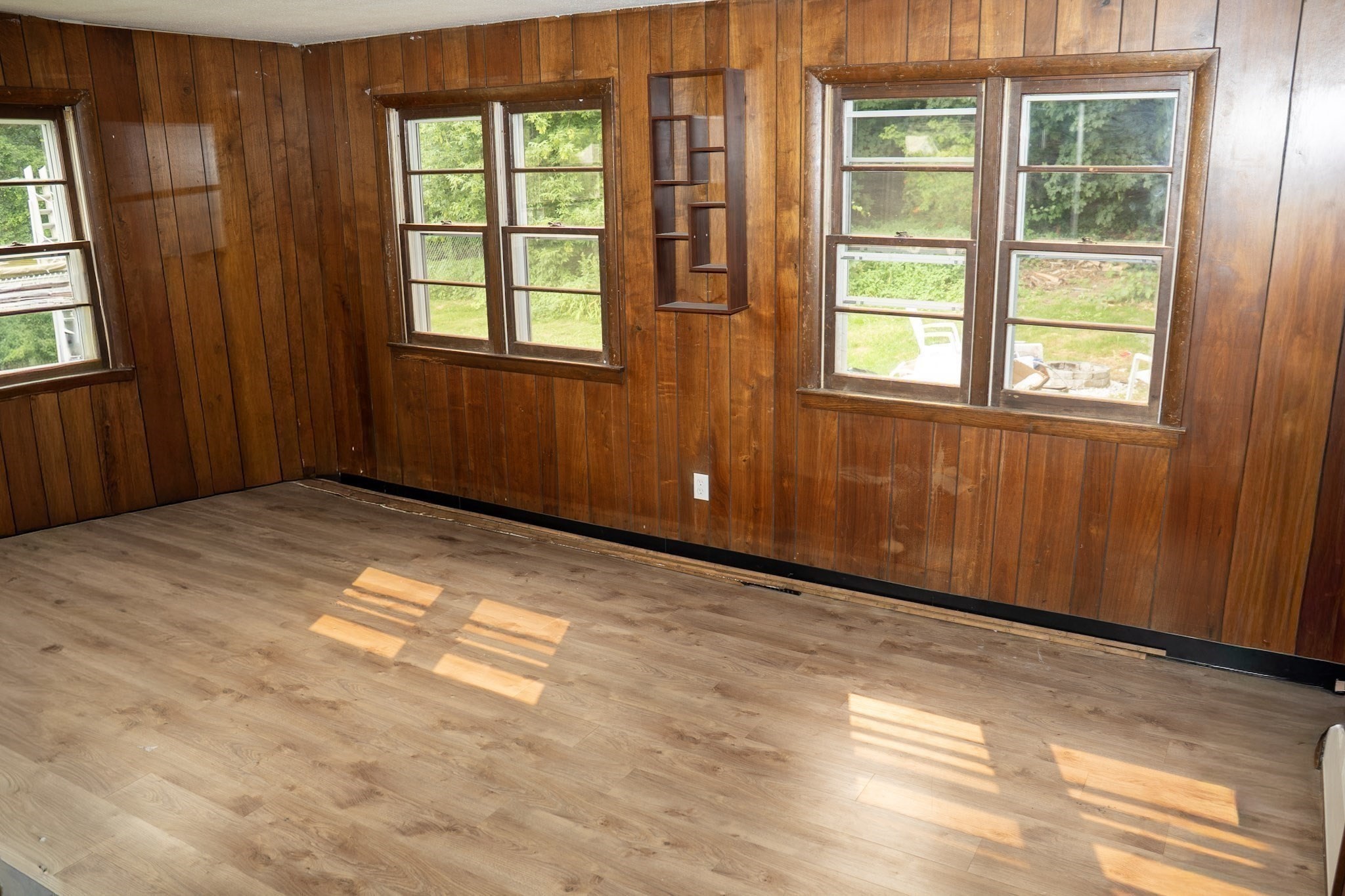 159 Roy Property Photo 18