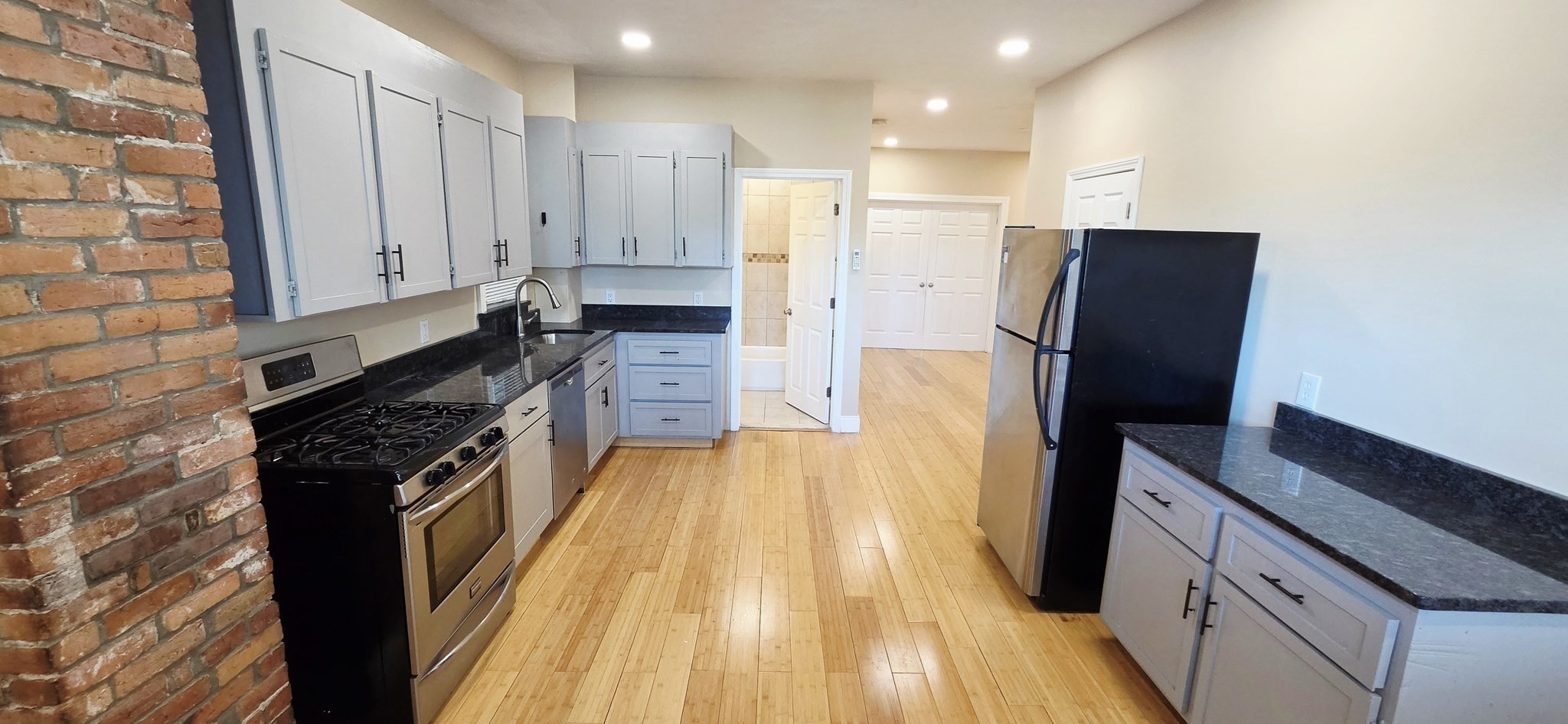 233 Chelsea # 2 Property Photo 1