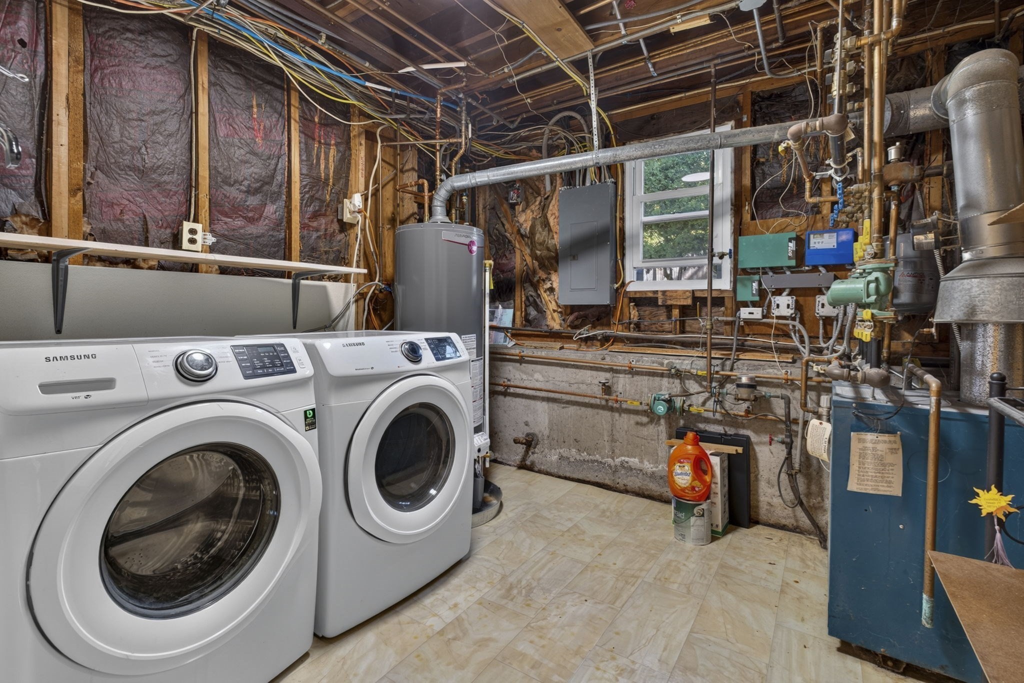 2 Yale St Property Photo 25