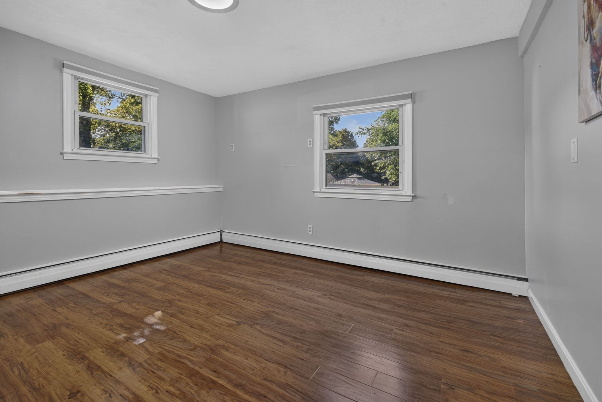 2 Yale St Property Photo 33