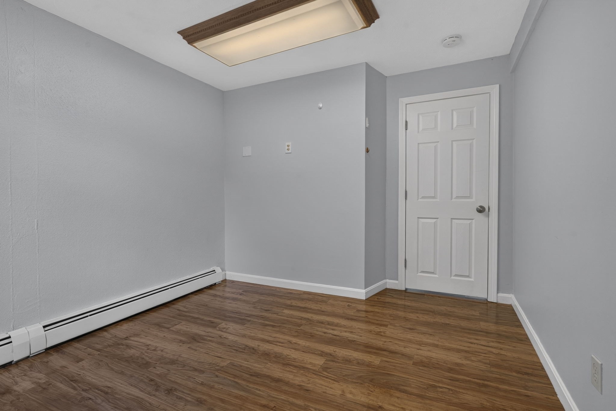 2 Yale St Property Photo 35
