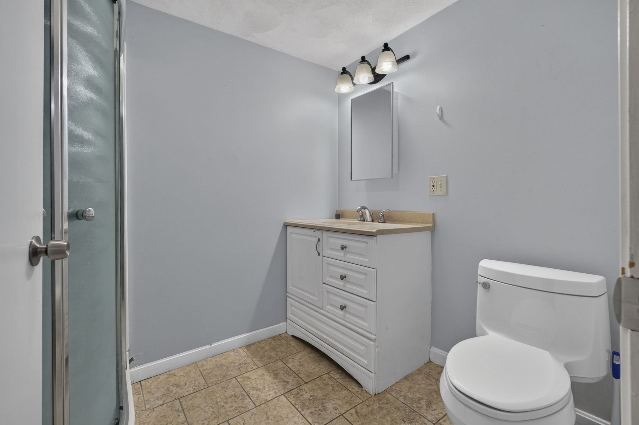2 Yale St Property Photo 38