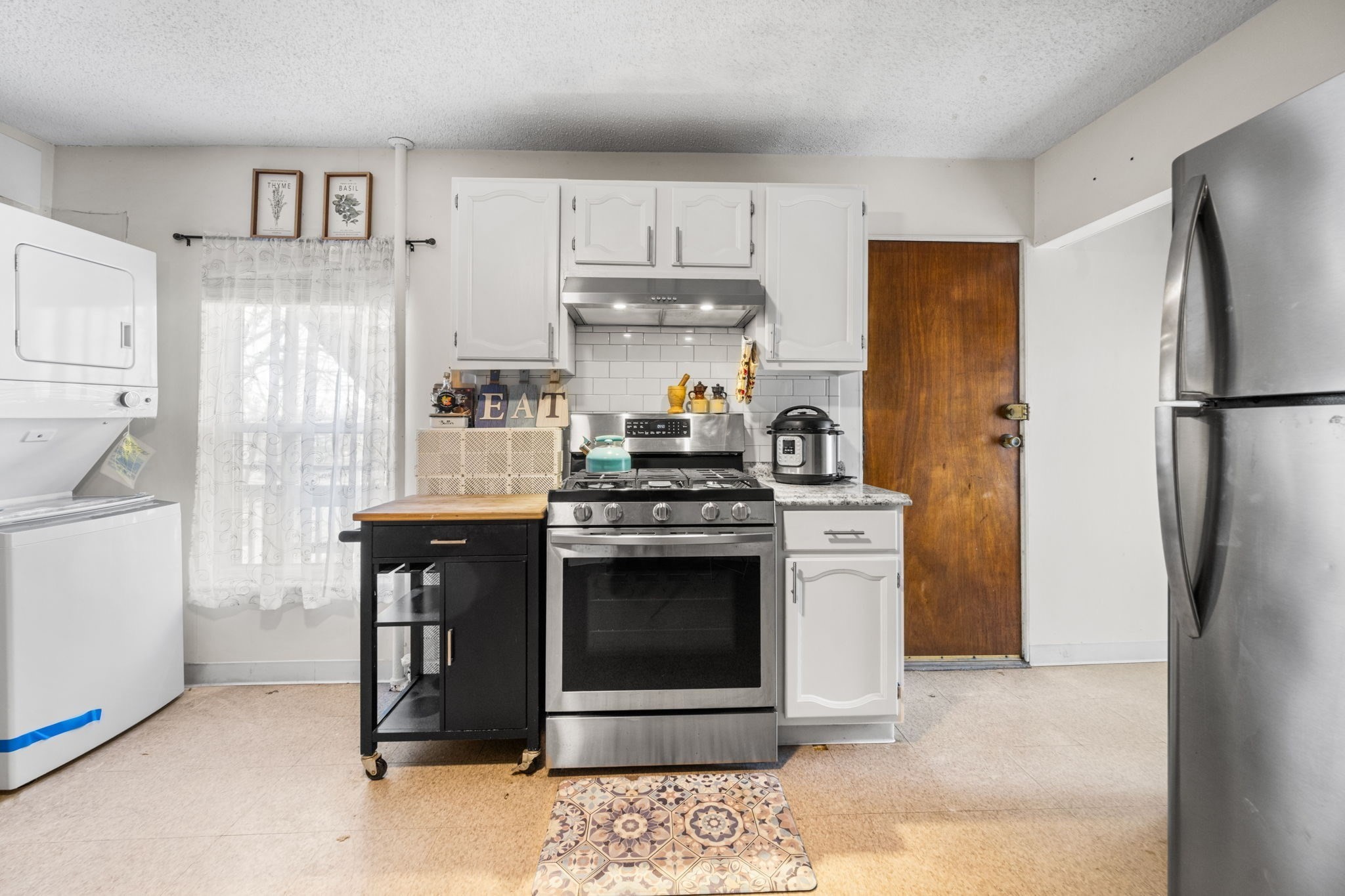 249 Winthrop Shore Drive # 4 Property Photo 5