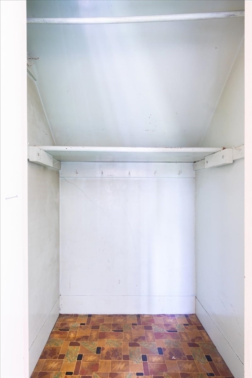 5 Washington St Property Photo 14